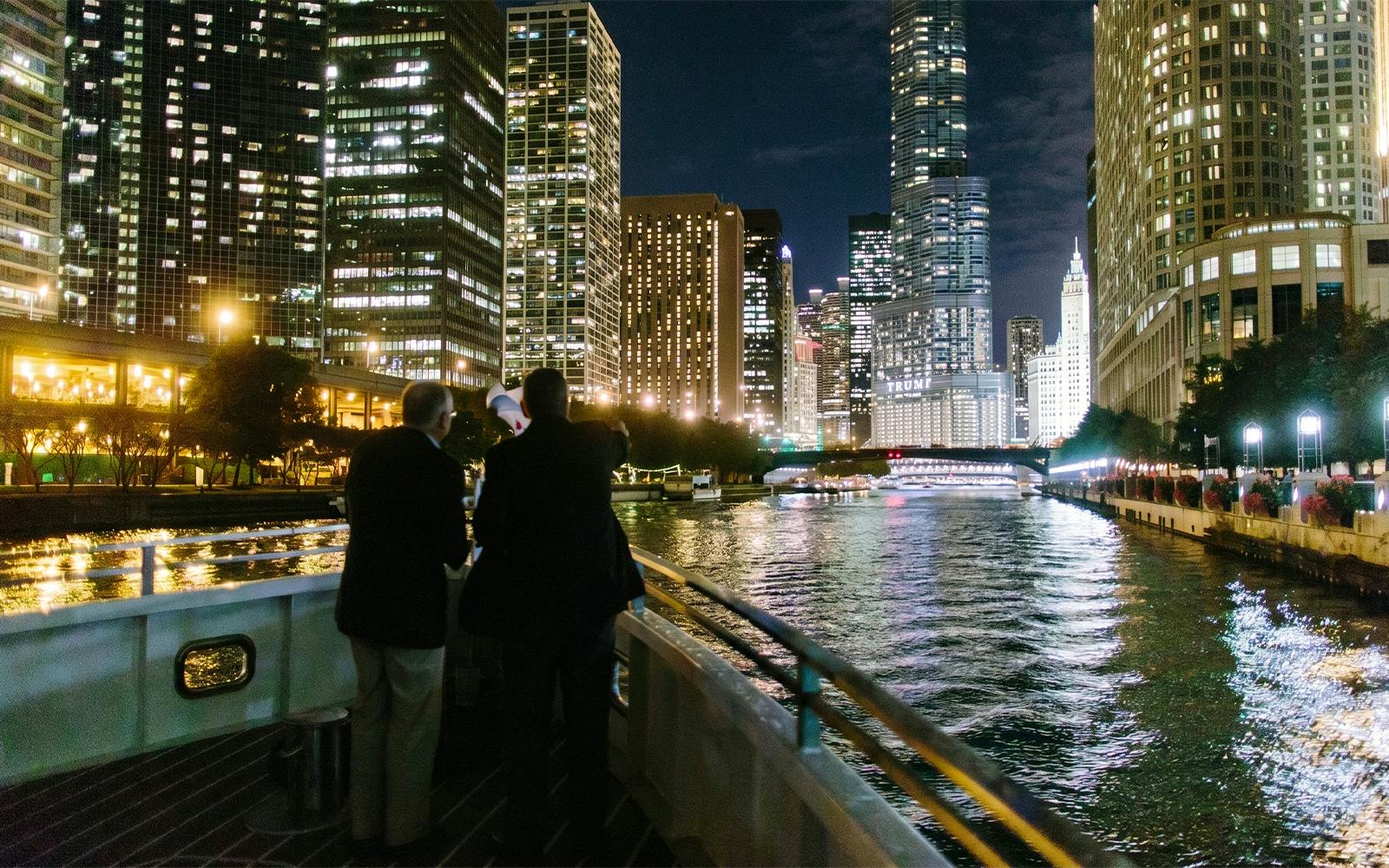 Chicago Fireworks Dinner Cruises
