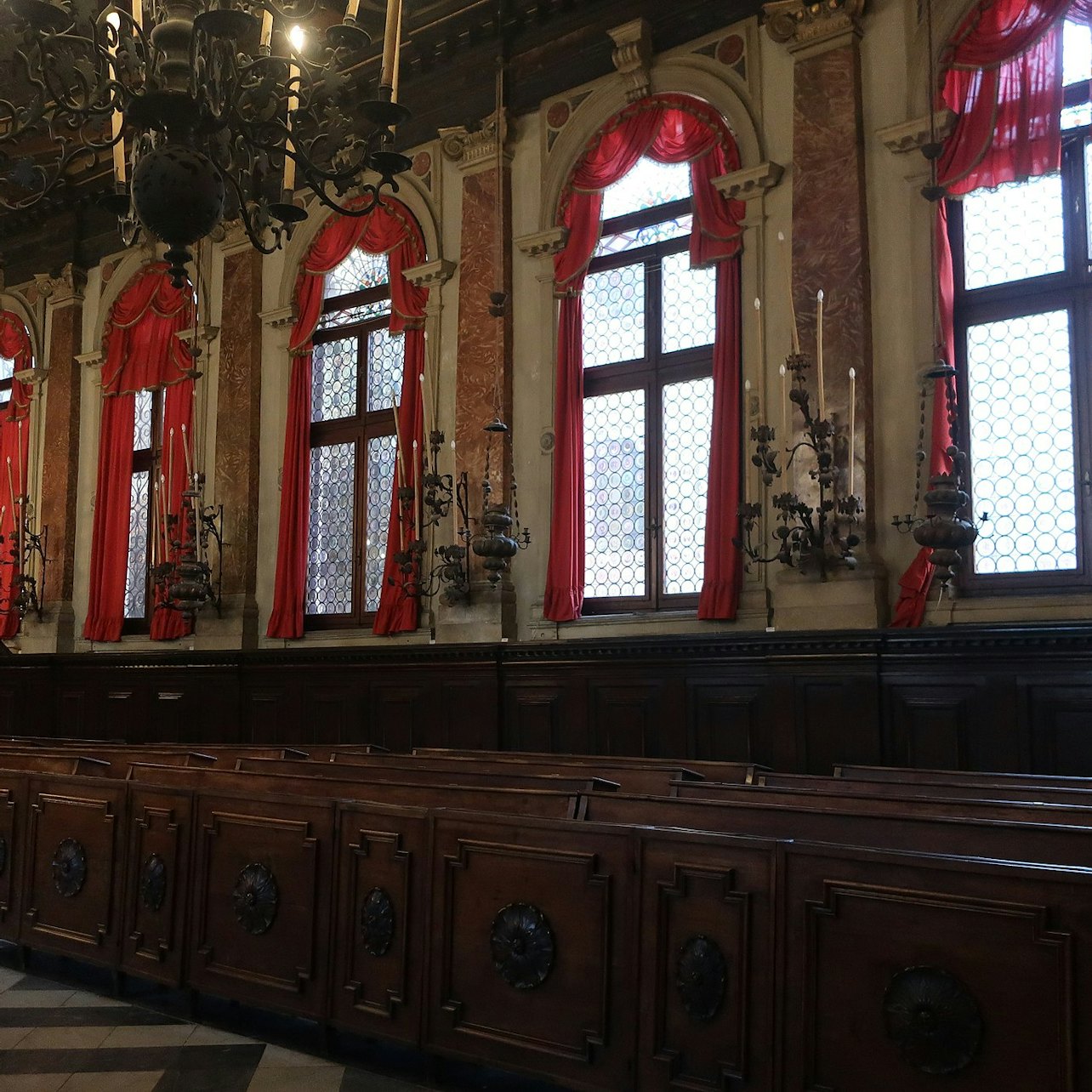 Venice: Jewish Quarter Guided Tour with Synagogue Entry Ticket