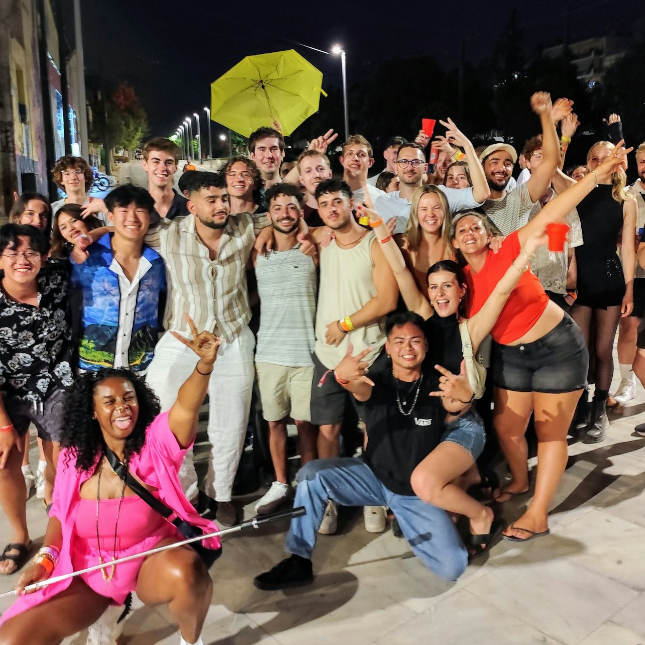 Athens: Pub Crawl + Unlimited Drinks + Nightclub Entry — gallery 3