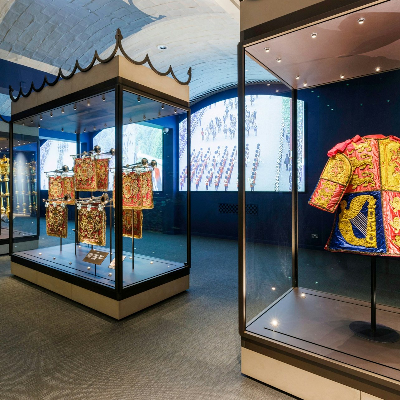 Tower of London & Crown Jewels Exhibition: Entry Ticket