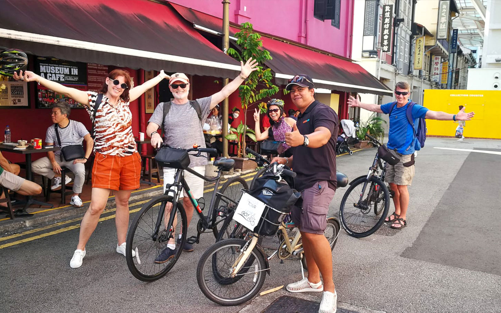 Guided Bicycle Food Tour in Singapore
