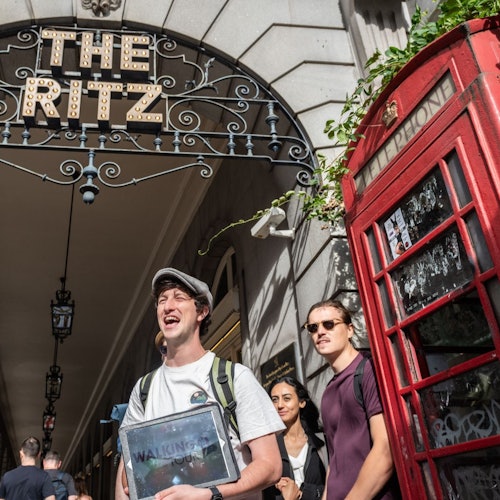 London: 15+ Top Sights Guided Walking Tour + Buckingham Palace Entry