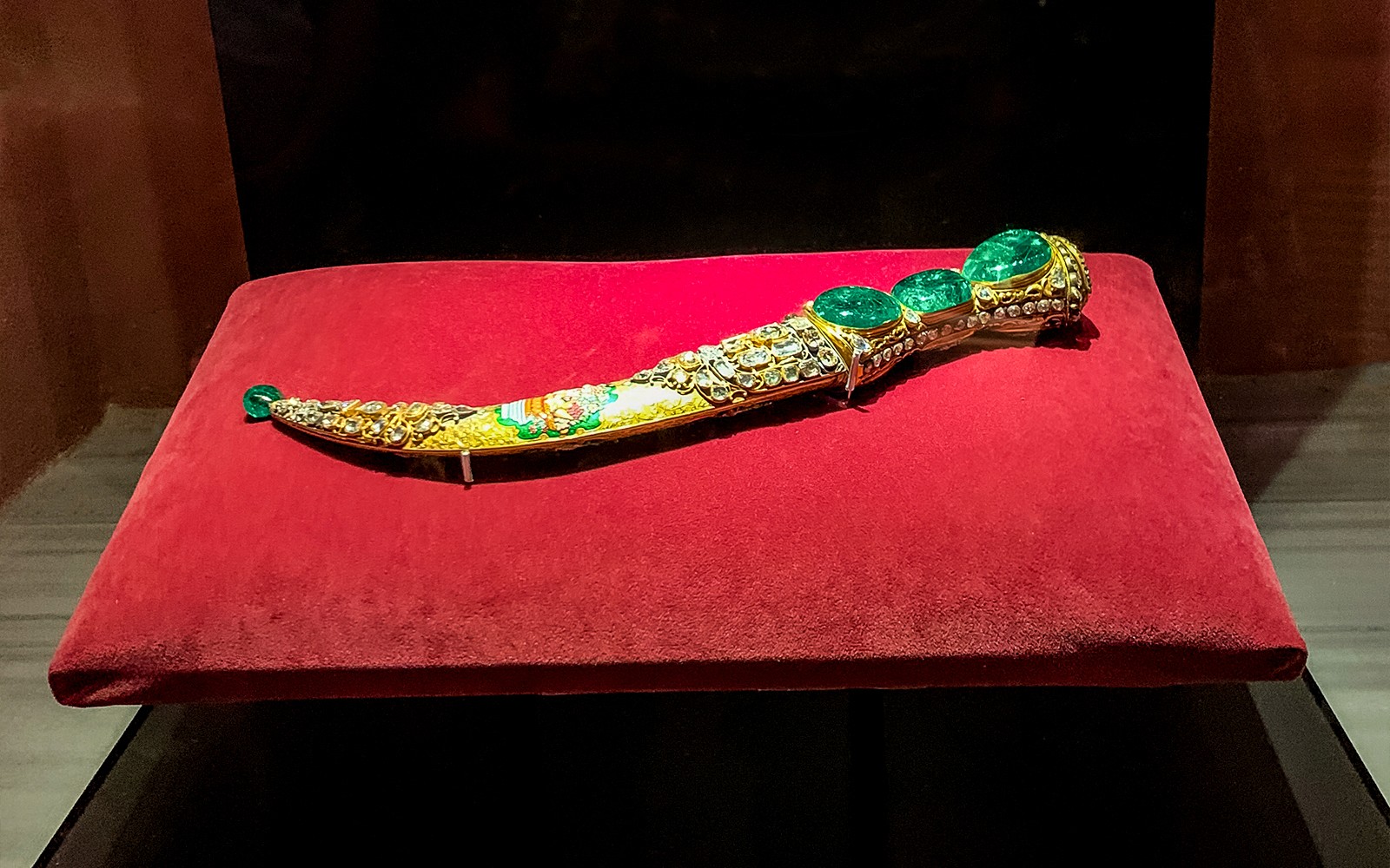 Topkapi Palace & Harem Guided Tour with Skip-the-Line Tickets