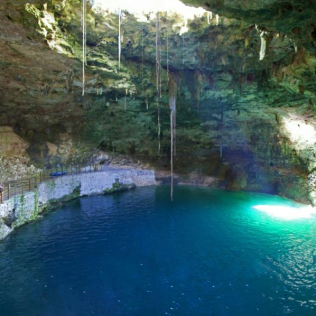 Chichén Itzá, Cenote & Valladolid: Guided Tour, Entry Ticket, Transfer + Lunch