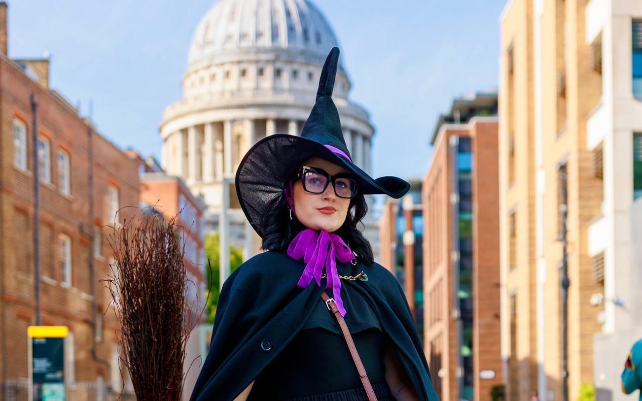 London Witches and History Bankside Walking Tour