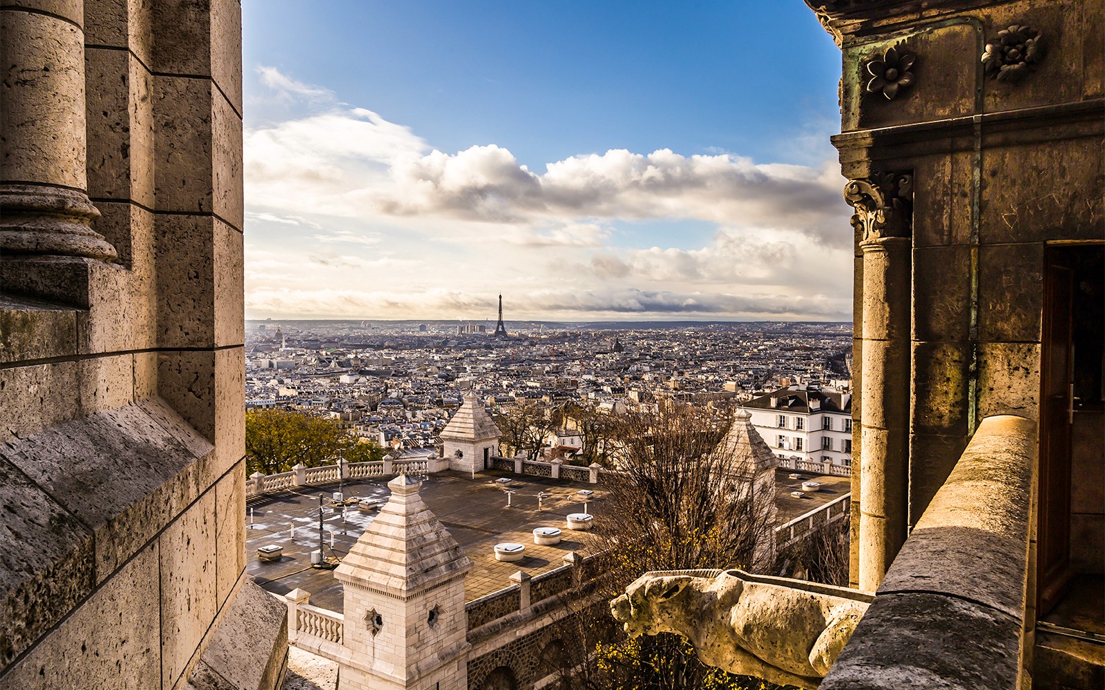 Montmartre Walking Tour With Sacré-Coeur Dome Access