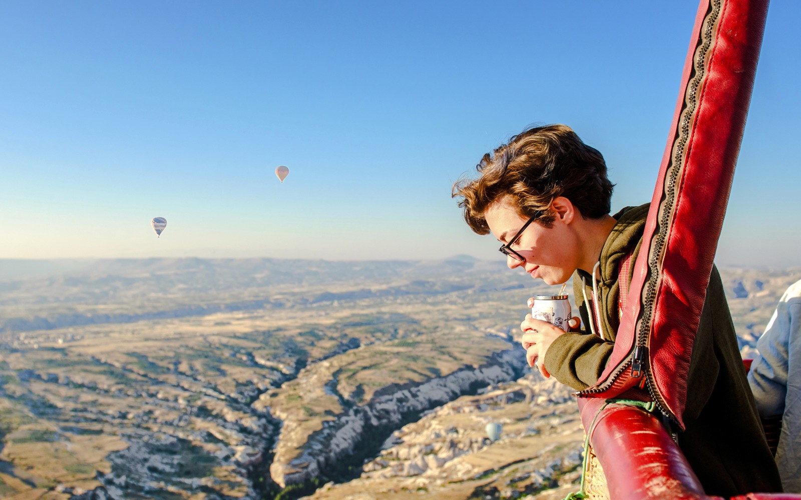Soğanlı Valley Sunrise Hot Air Balloon Tour with Breakfast & Transfers