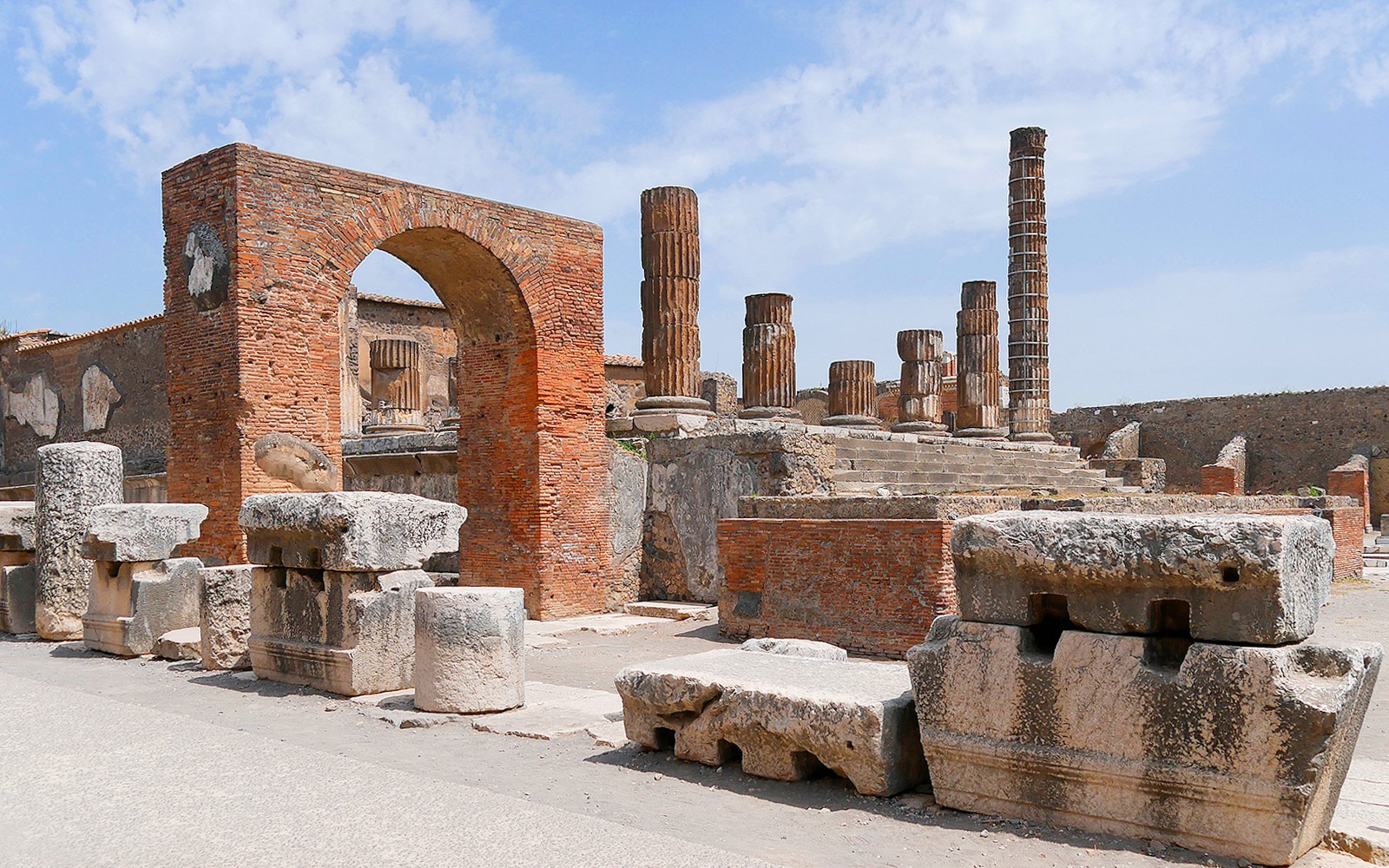 Pompeii Private Guided Tour with Archaeologist