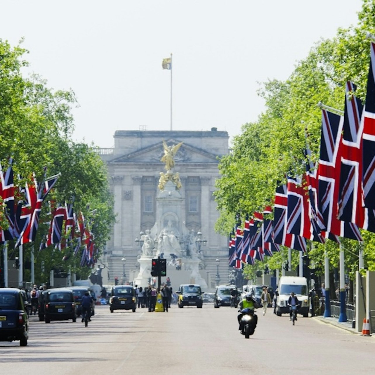 London: Westminster Private Walking Tour + Changing of the Guard + Hotel Pickup — gallery 1