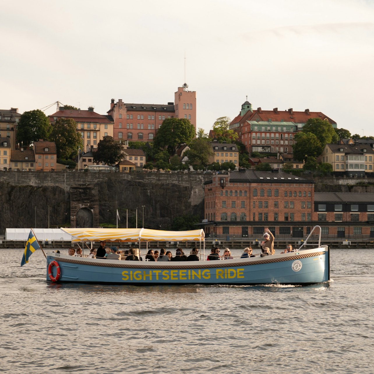 Stockholm: Guided Sightseeing Boat Tour with Live Guide — gallery 3