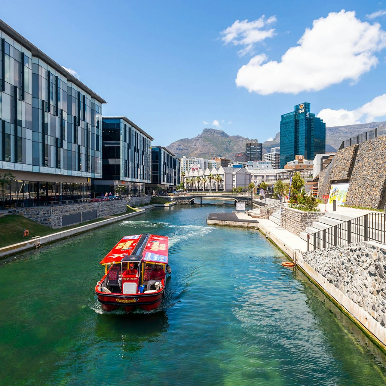 Cape Town: V&A Waterfront Canal Cruise — gallery 1
