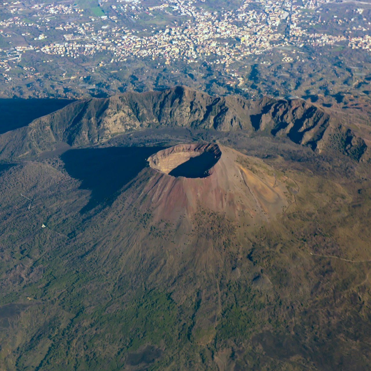 Mount Vesuvius: Transport Only from Ercolano by Vesuvio Express