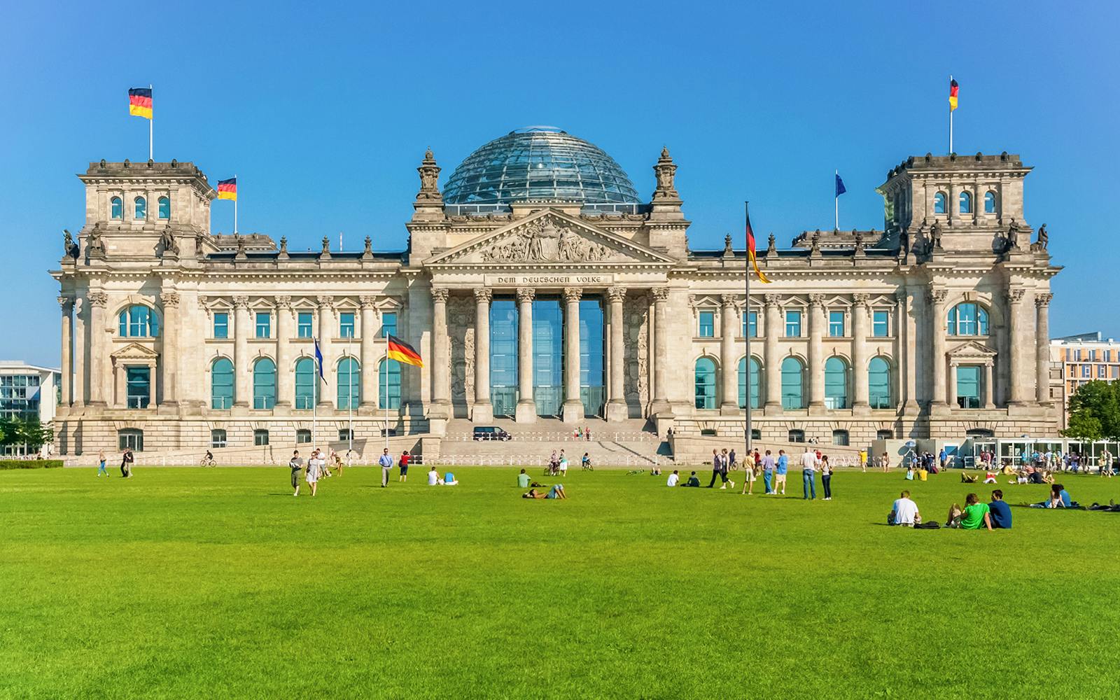 Berlin Reichstag and Dome English Guided Tour - venue or experience setting
