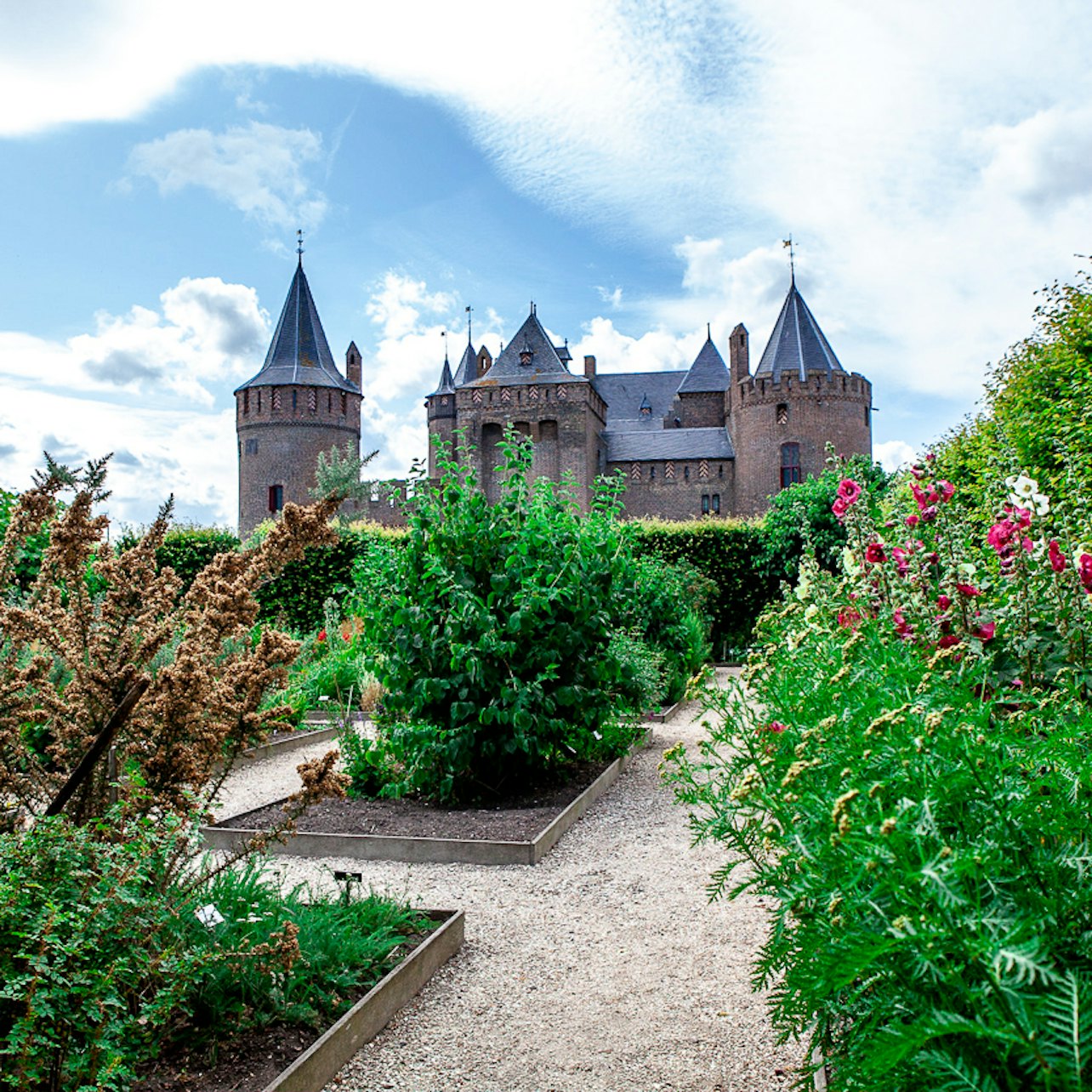 Muiderslot Castle: Entry Ticket + Audio Guide