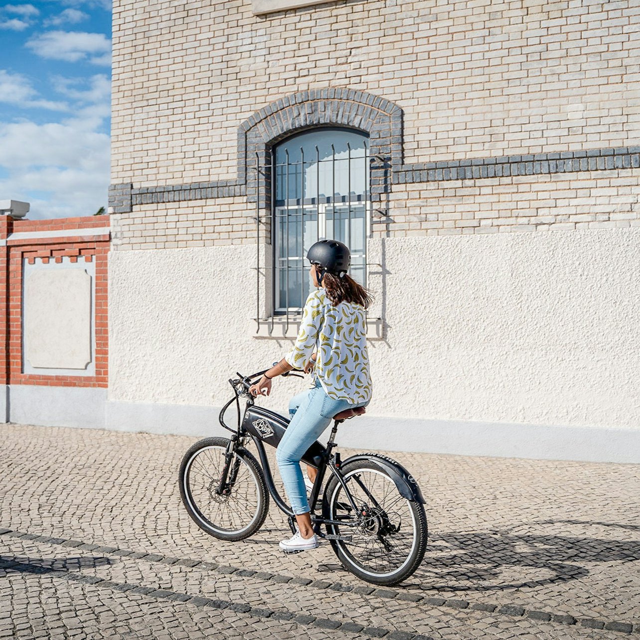 Lisbon: Guided E-Bike Tour