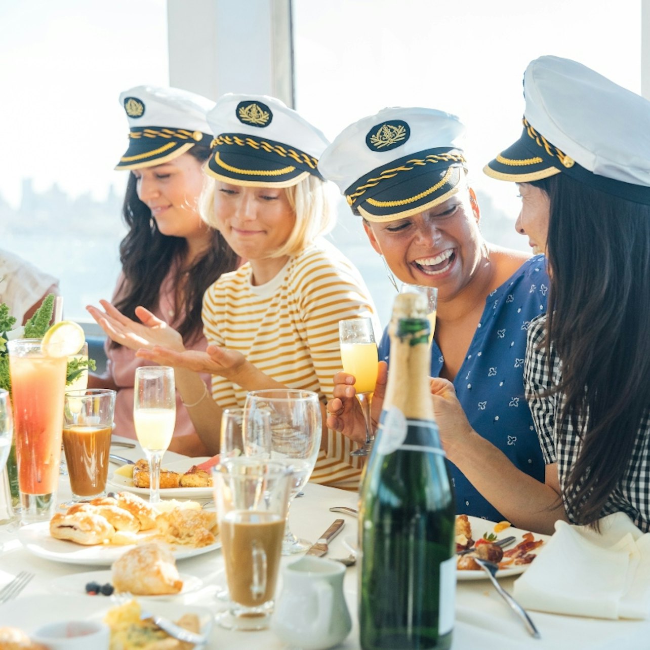 New York: Signature Brunch Cruise visitor view