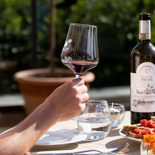 Corte Pavone Winery Estate: Guided Winery Tour with Montalcino Wine Tasting