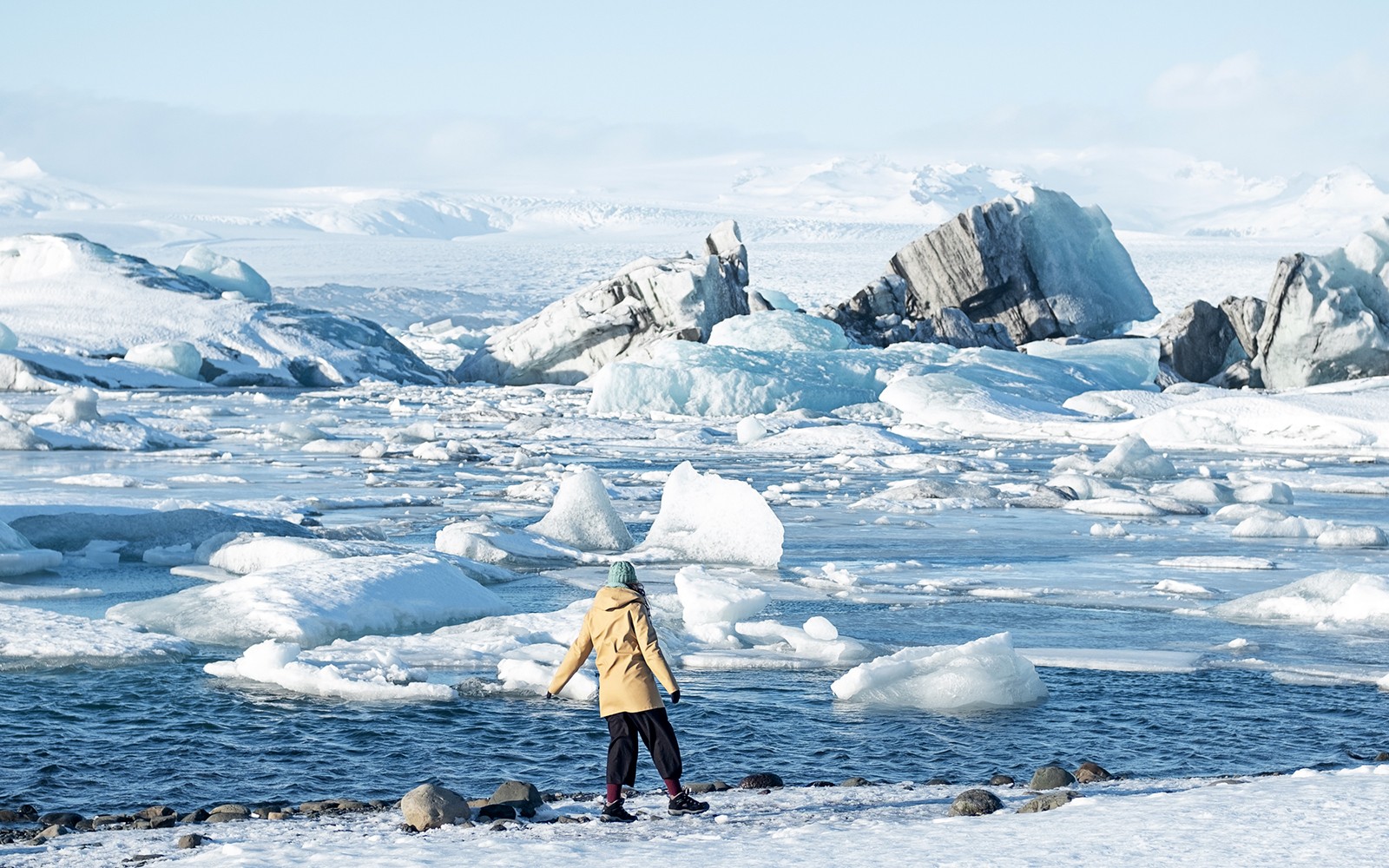 From Reykjavik: Jokulsarlon Glacier Lagoon Boat Ride & Diamond Beach Tour