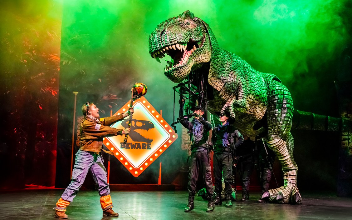 Dinosaur World Live
