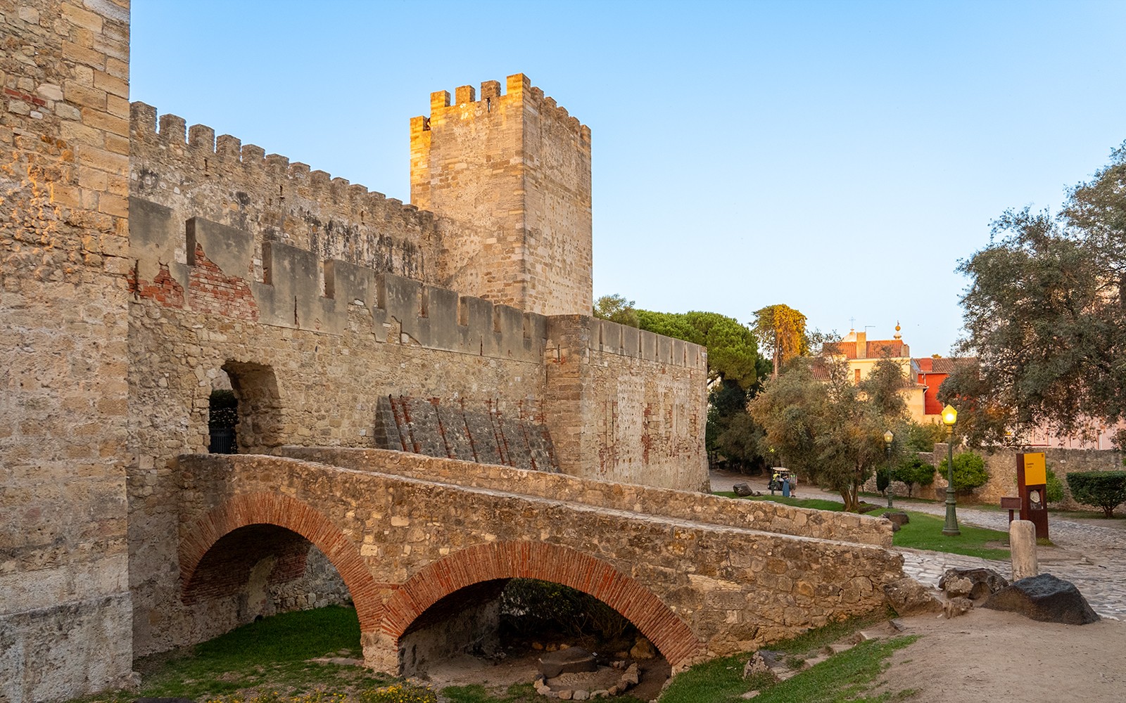 St. George Castle Tickets with Audio Guide — gallery 1