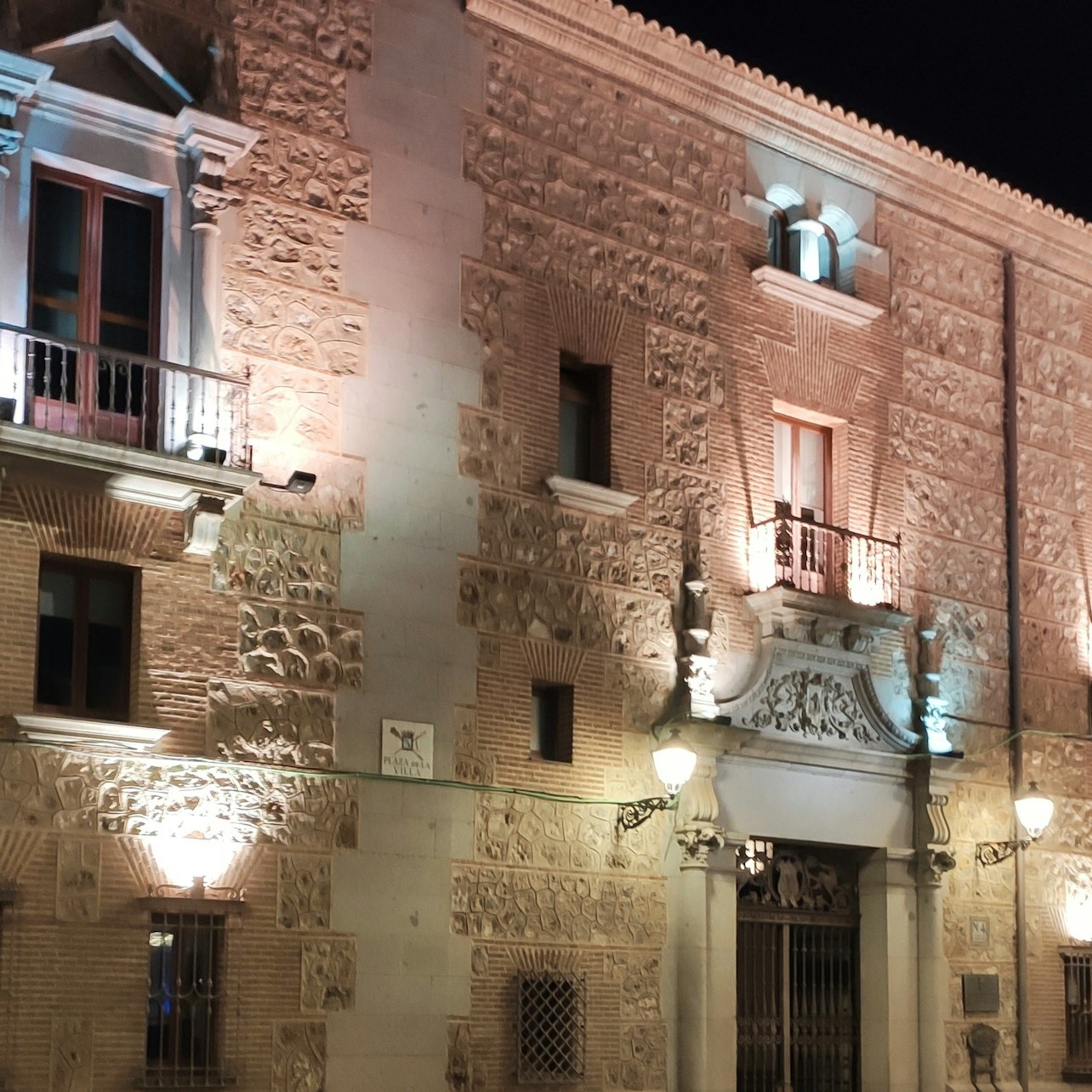 Madrid: Guided Walking Tour in Spanish