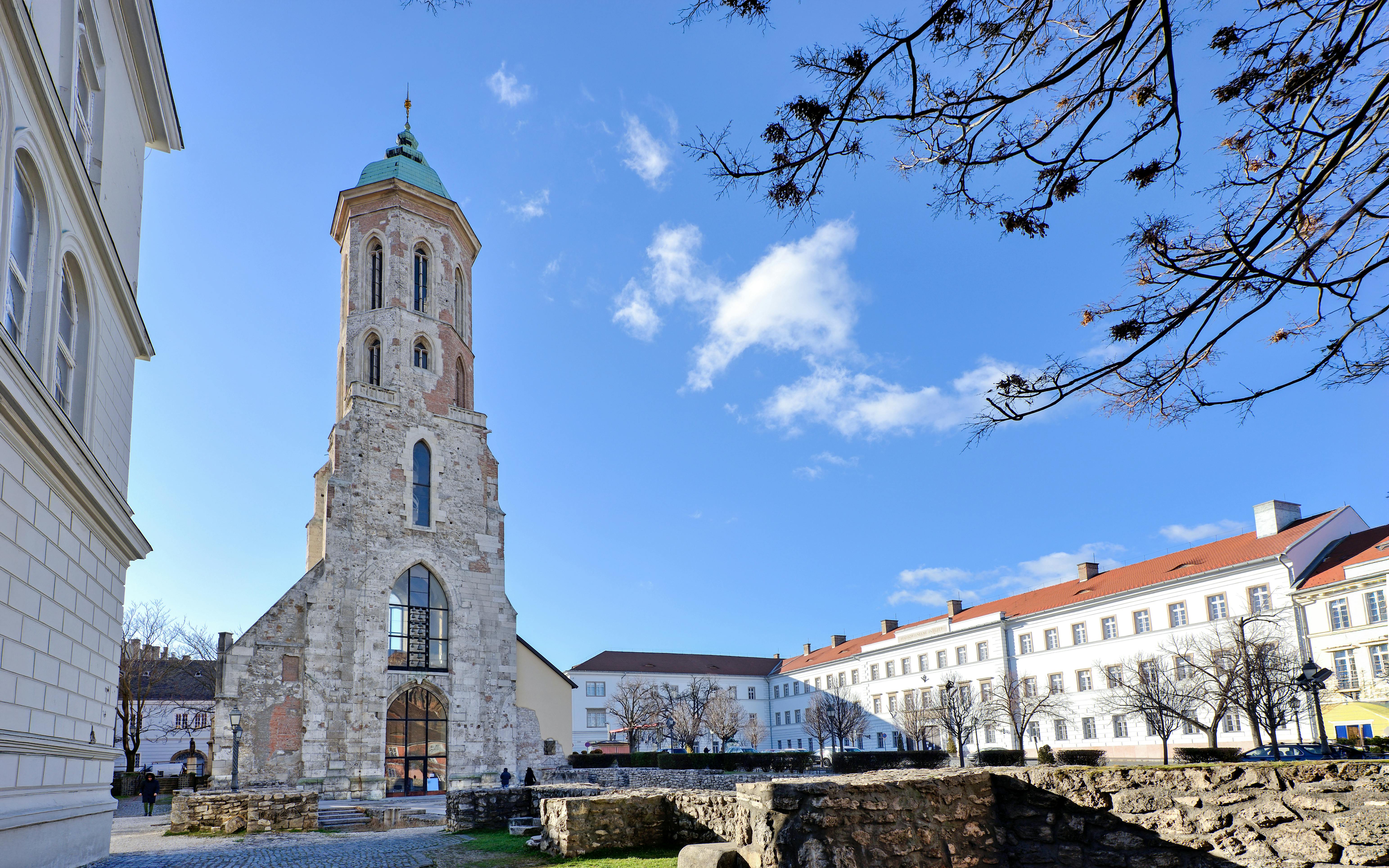 Buda Italian Guided Walking Tour
