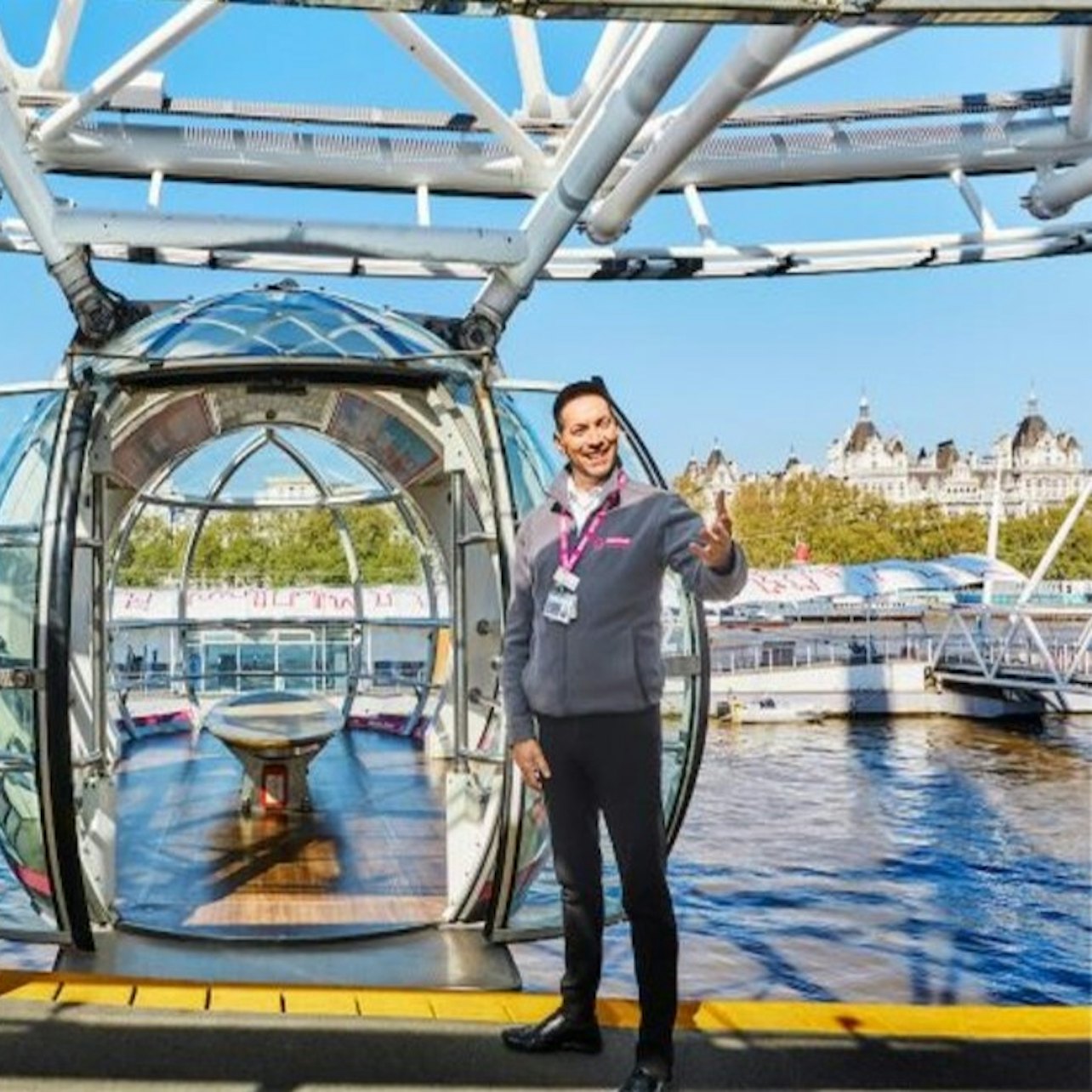 London: Harry Potter Sights Walking Tour + River Cruise + London Eye