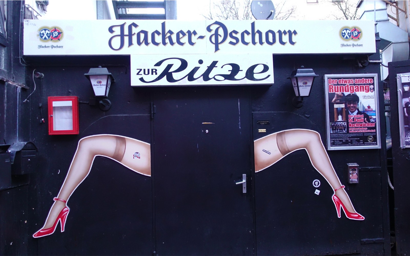 Hamburg Complete Nightlife Reeperbahn & St. Pauli Tour
