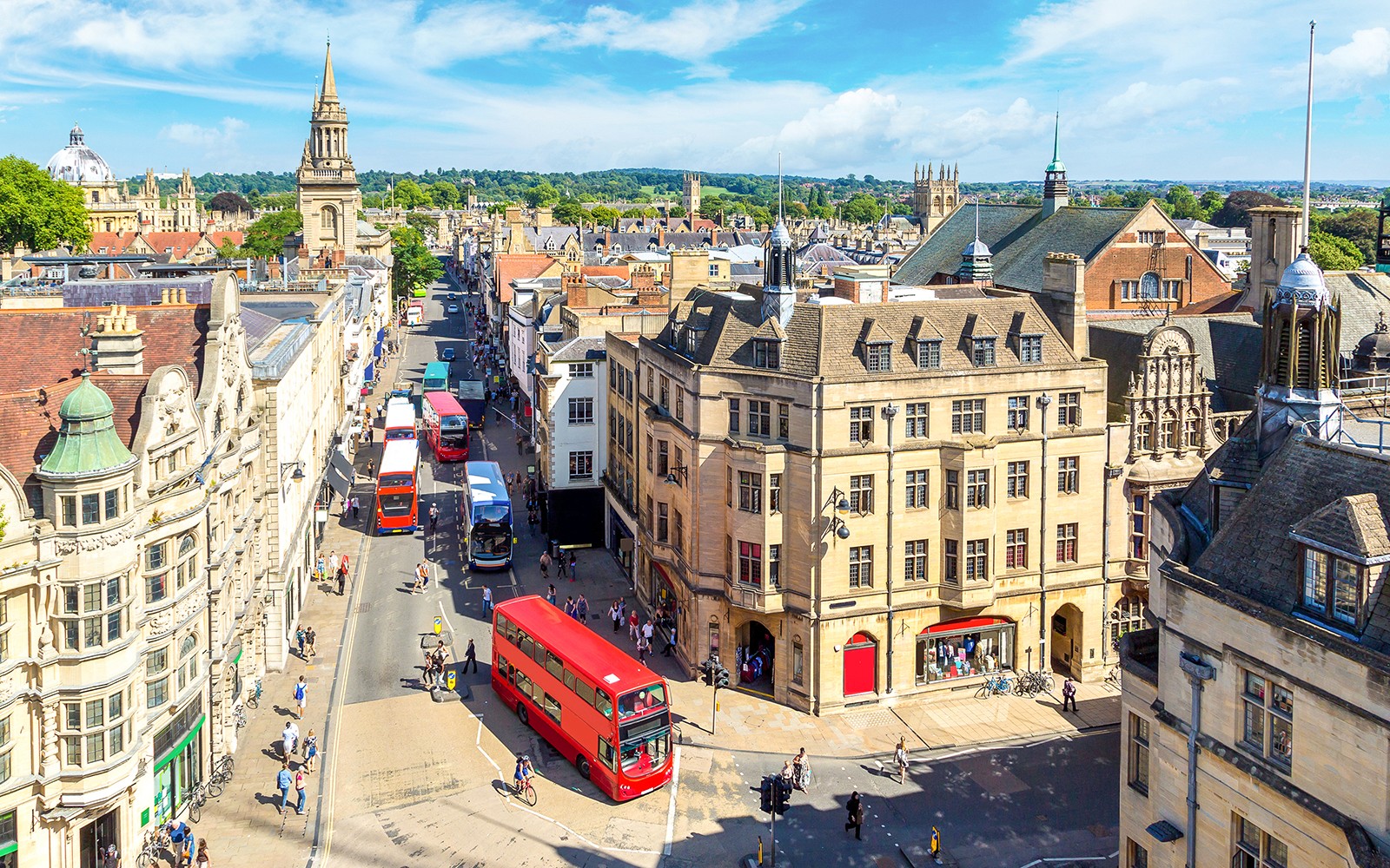 Bus Transfers: London Heathrow Airport to/from Oxford by The Airline