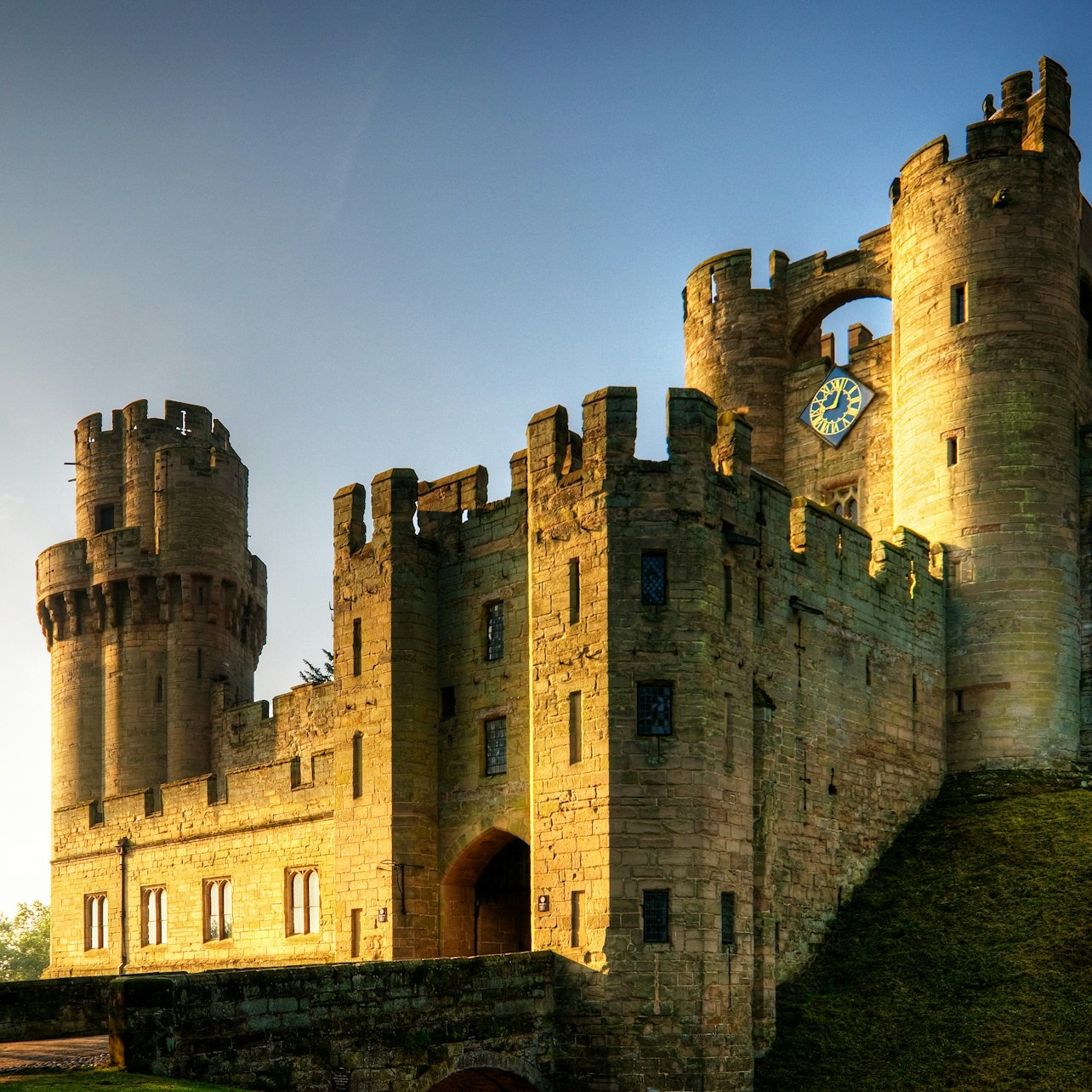 Oxford, Stratford-upon-Avon, Cotswolds & Warwick Castle: Guided Tour from London — gallery 4