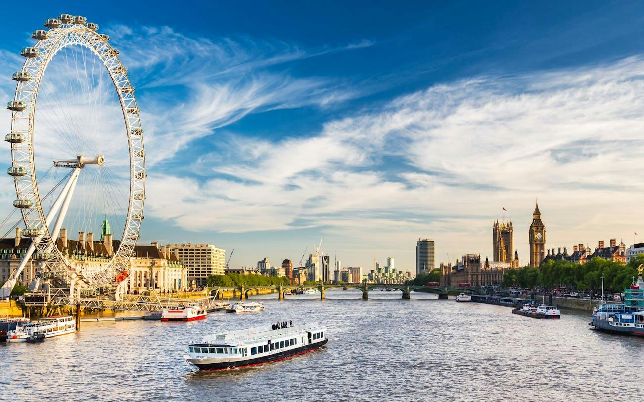 PG Tips Afternoon Tea Bus Tour with London Eye Tickets