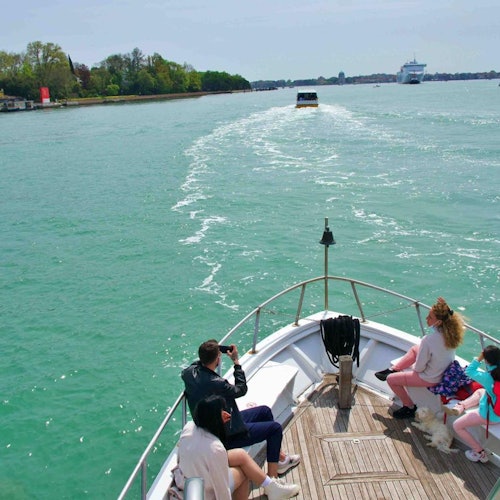 Venice: Murano and Burano Boat Tour — gallery 1