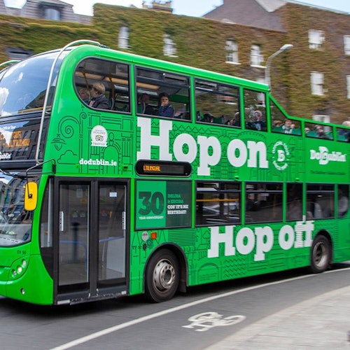 DoDublin: Hop-On Hop-Off Bus Tour + Live Guide