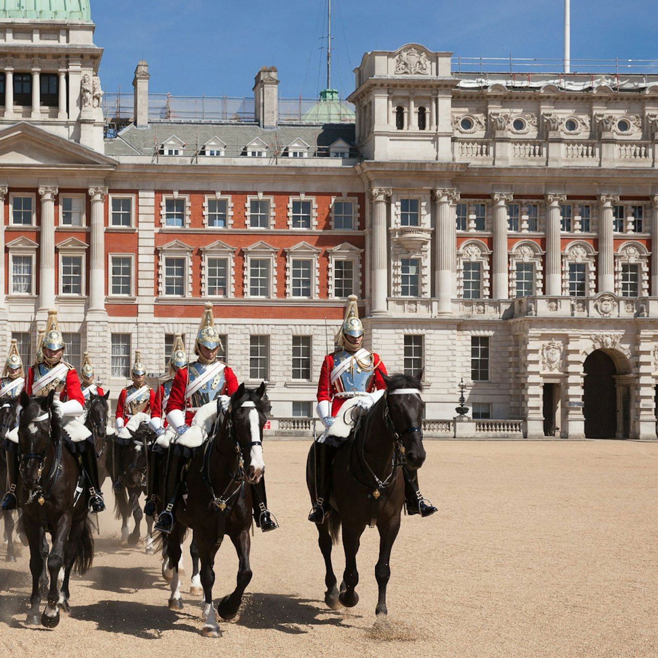 Changing of the Guard: Guided Tour — gallery 1