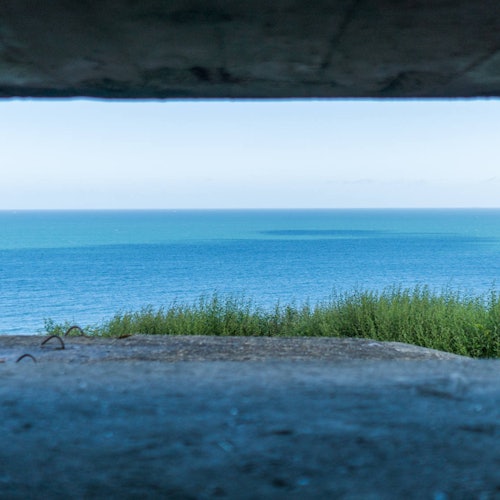 Normandy: Day Trip from Paris with D-Day Beach, Cemetery & Cider Tasting