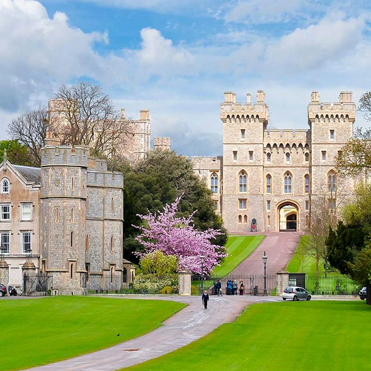Stonehenge & Bath and Windsor Castle: Day Trip from London with Bath Admission — gallery 5