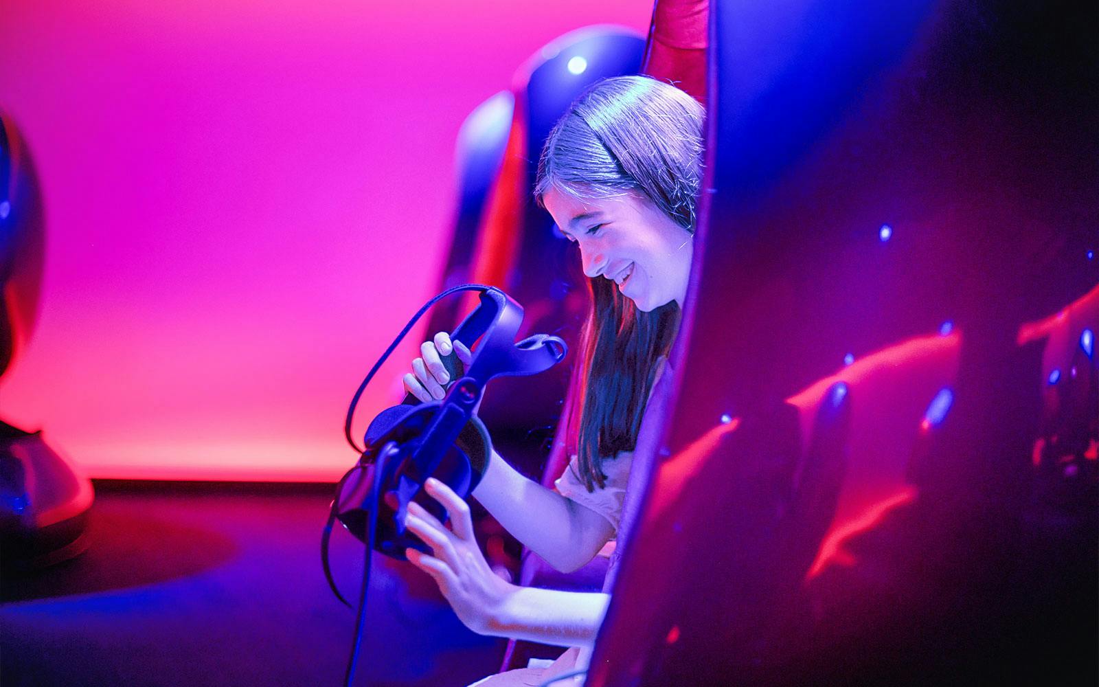Melbourne Ultimate Skydeck Package: VR Experience, The Edge and Bar Voucher