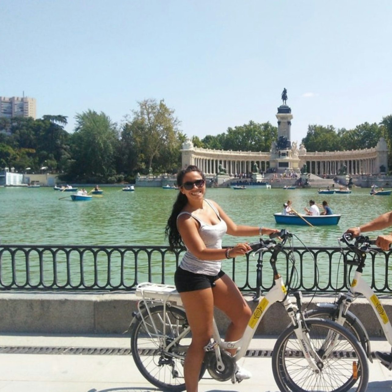 Madrid: Private Electric Bike Tour — gallery 1
