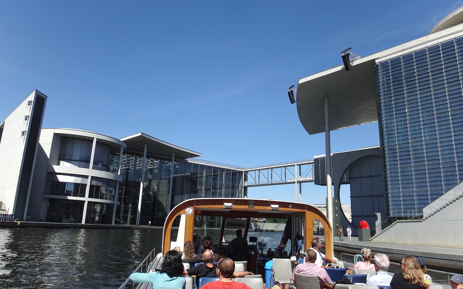 1- Hour Berlin Sightseeing Cruise from Hackascher Markt