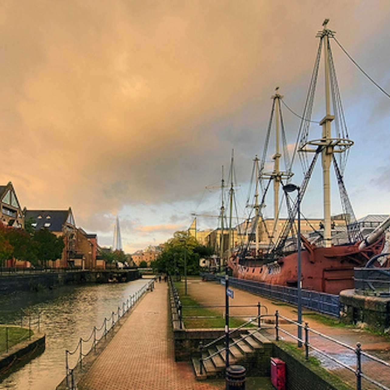 London: Bike Tour to Explore Hidden Gems — gallery 1