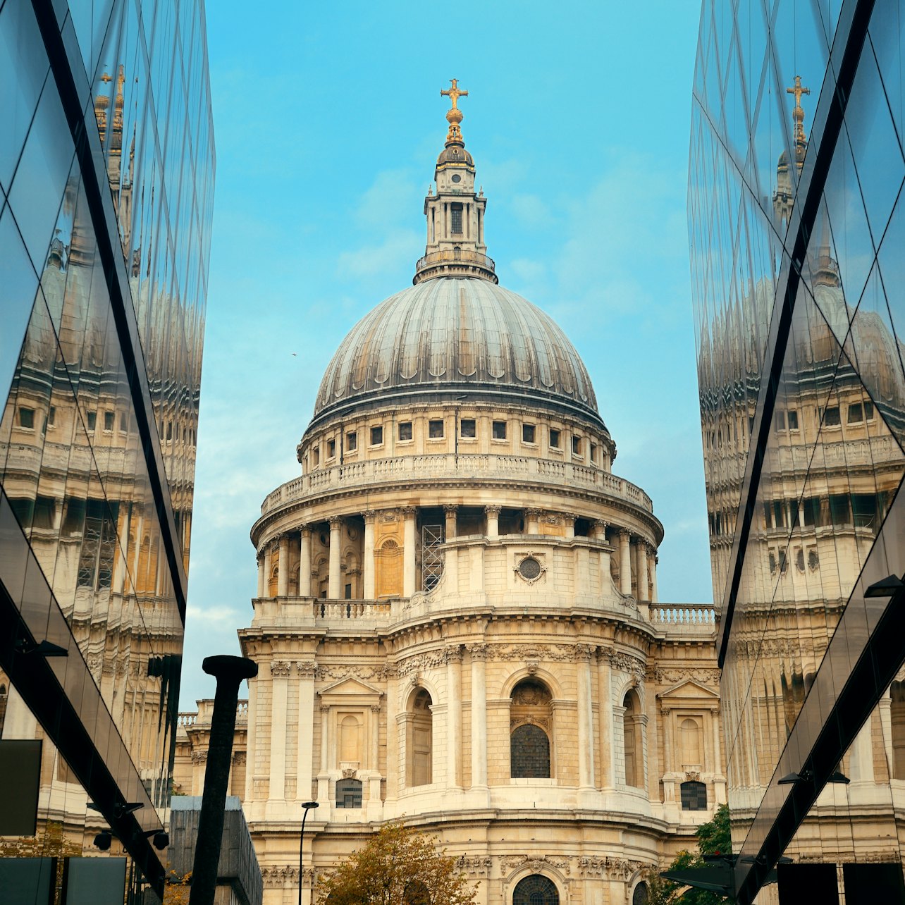 Go City London Explorer Pass: 2 to 7 Attractions including Tower of London