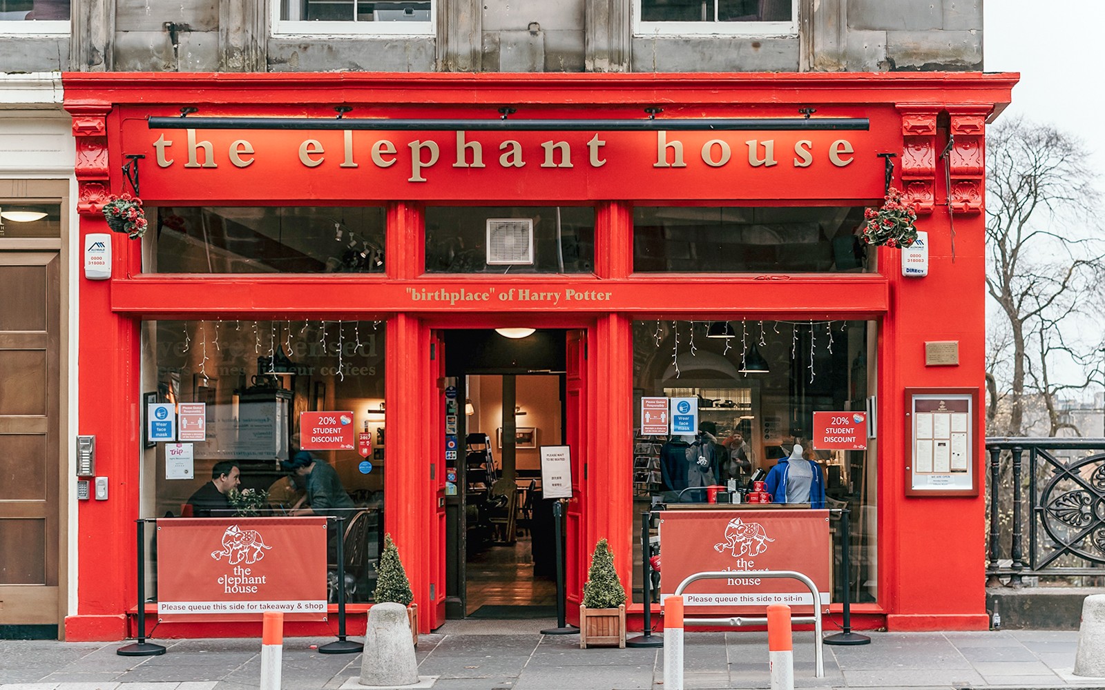 Harry Potter Walking Tour with Entry to Edinburgh Castle — gallery 2