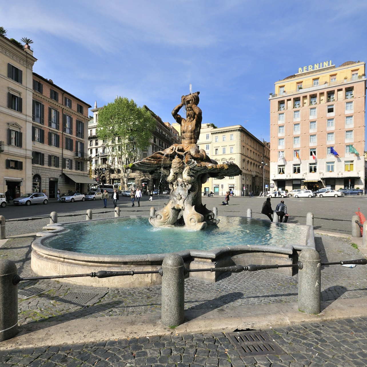 Rome: Fountains and Squares Semi-Private Walking Tour
