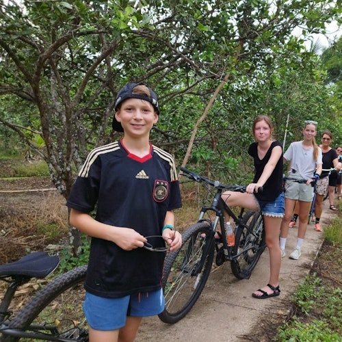 From Bangkok: Colors of Damnoen Saduak: Bike Tour, Lunch, Boat Ride + Transfers — gallery 1