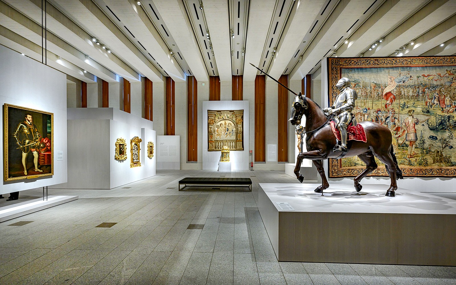 Skip-the-Line Tickets to Royal Collections Gallery
