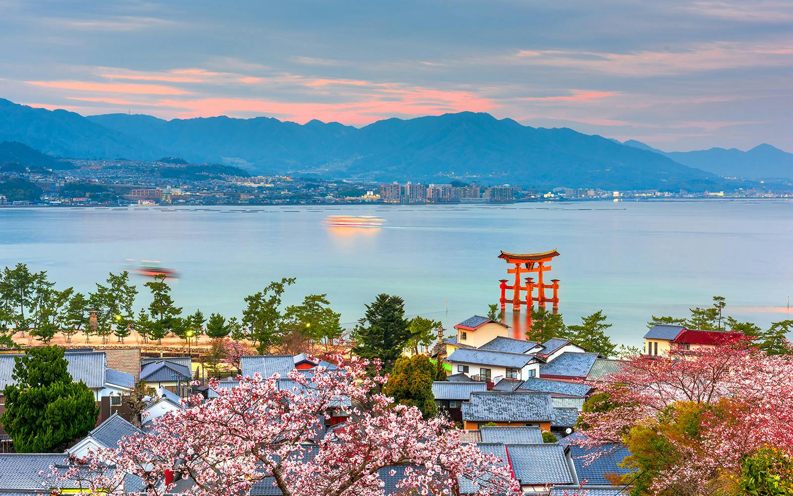 JR Pass: Kansai with Hiroshima or Hokuriku