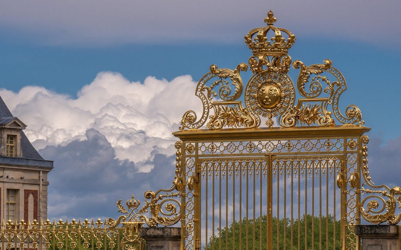 Palace of Versailles Reserved Access Ticket with Audio Guide