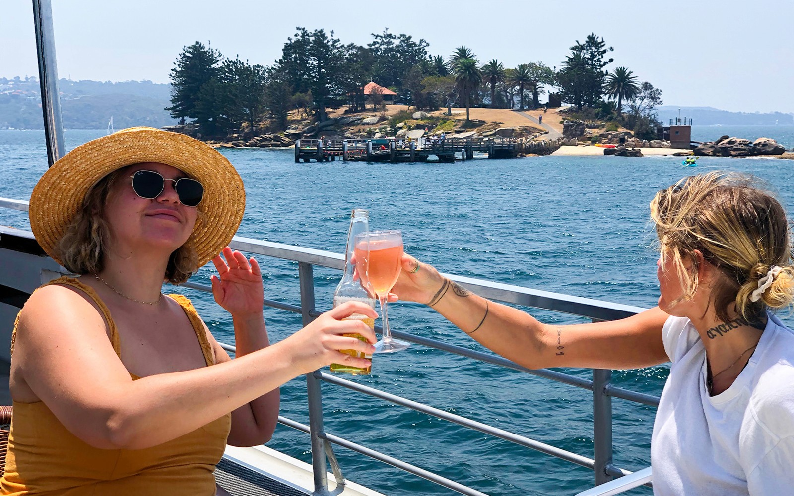 Sydney Harbour Sightseeing Cruise with Buffet Lunch