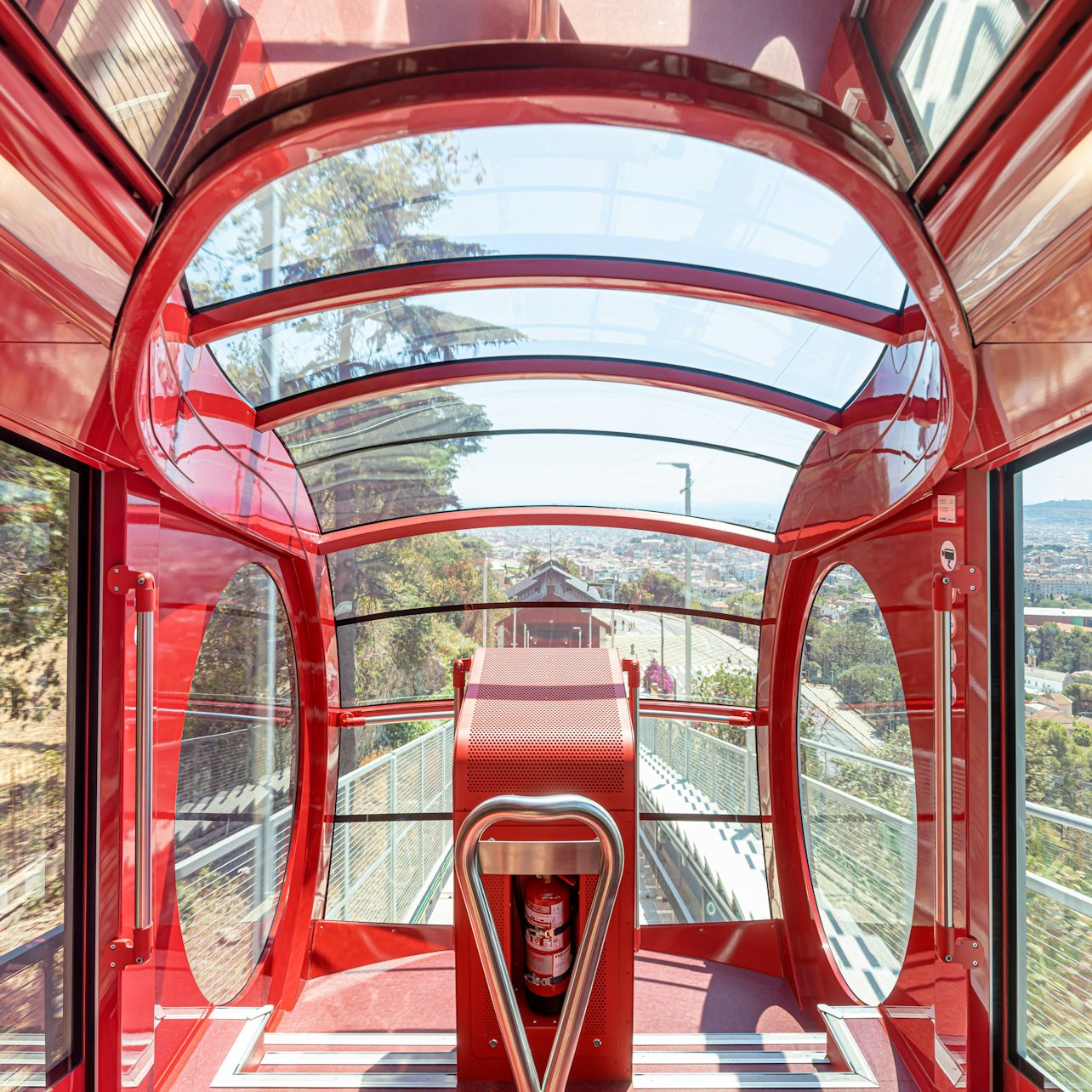 Tibidabo Funicular: Cuca de Llum Roundtrip Ride