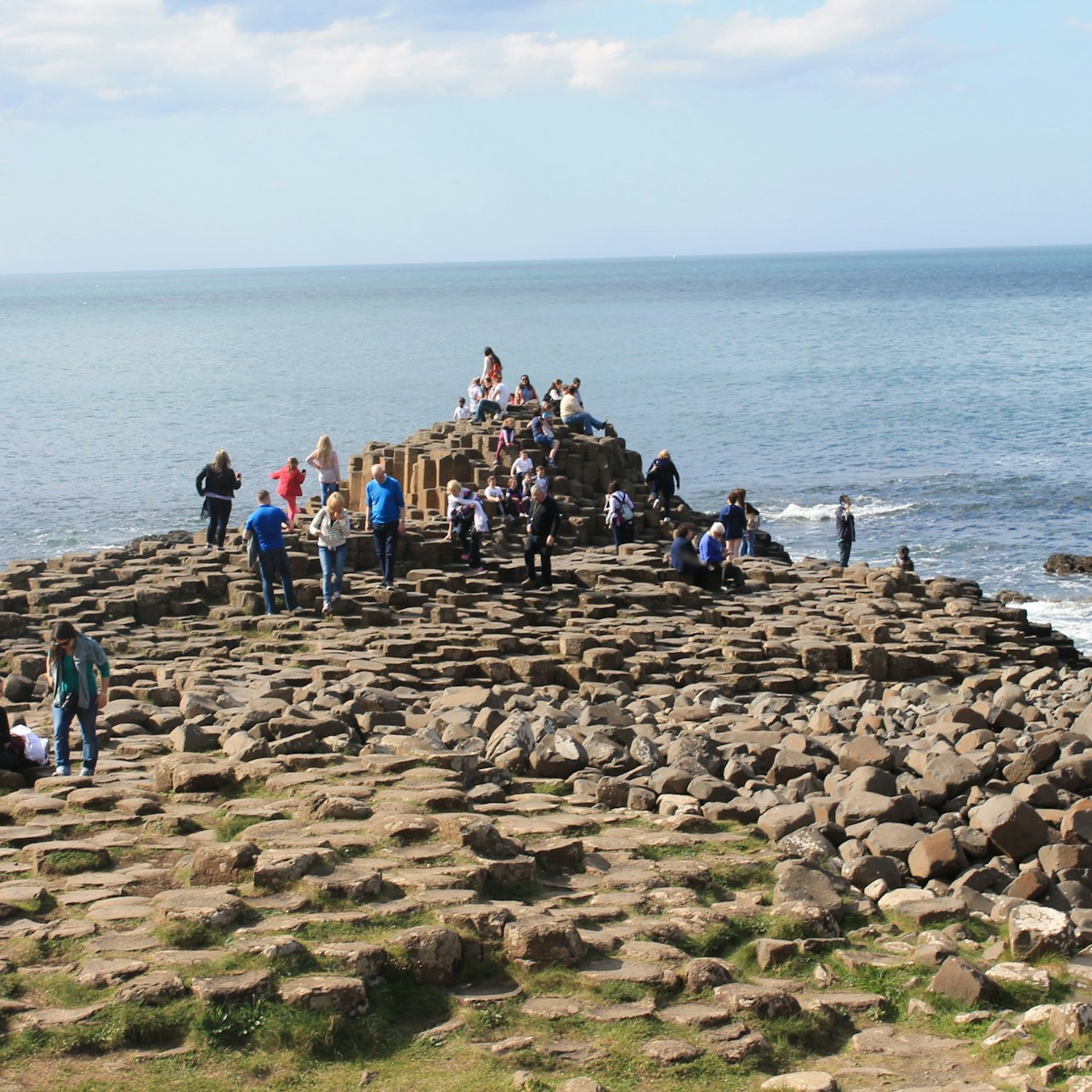 Giant's Causeway: Tour by Coach with Admission to Attractions